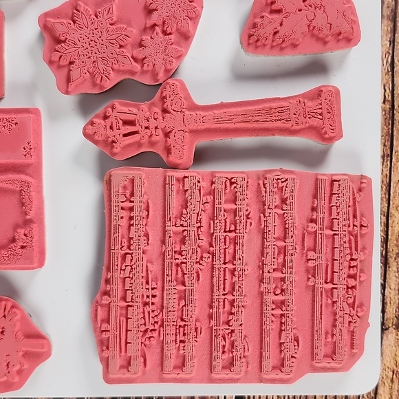 Stampers Anonymous Tim Holtz Collection - Mini Holidays 2 - Picture 13 of 16